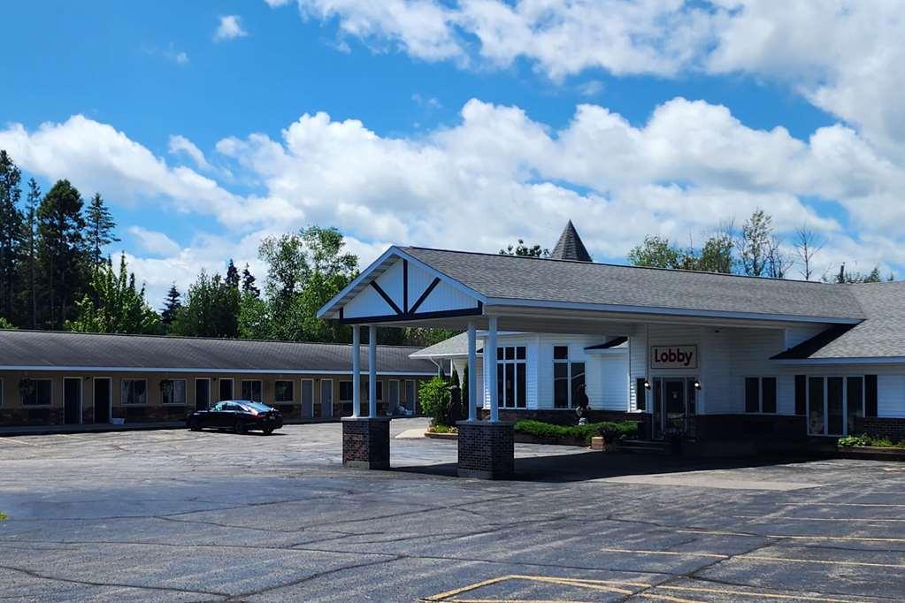 Econo Lodge Lakeshore Manistique Extérieur photo