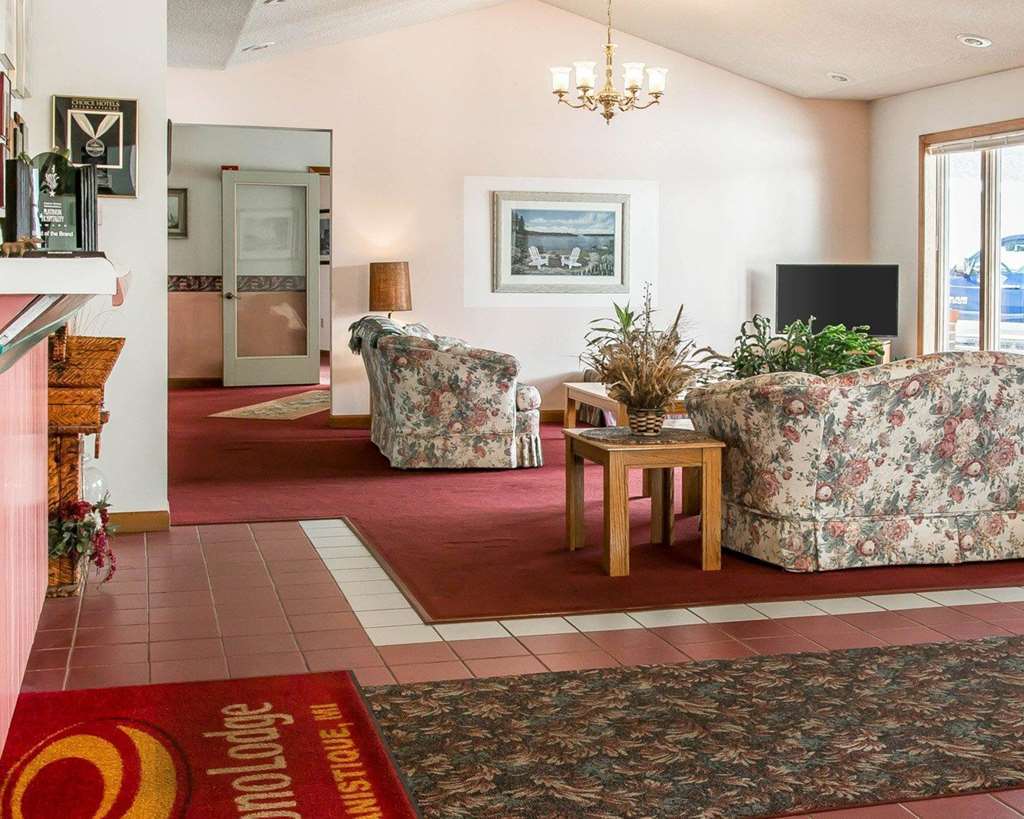 Econo Lodge Lakeshore Manistique Intérieur photo
